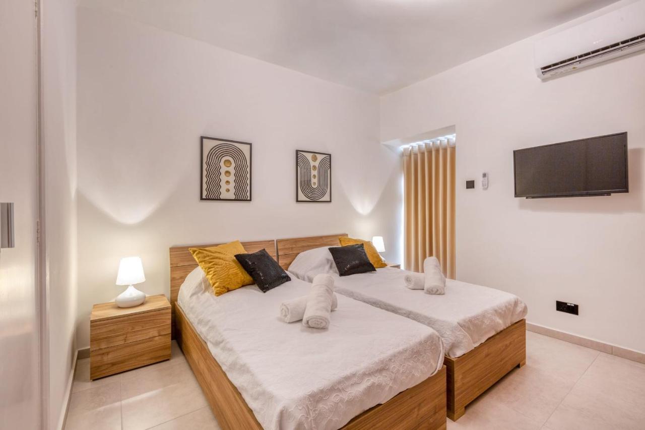 Pool Apartment Is-Swieqi Buitenkant foto