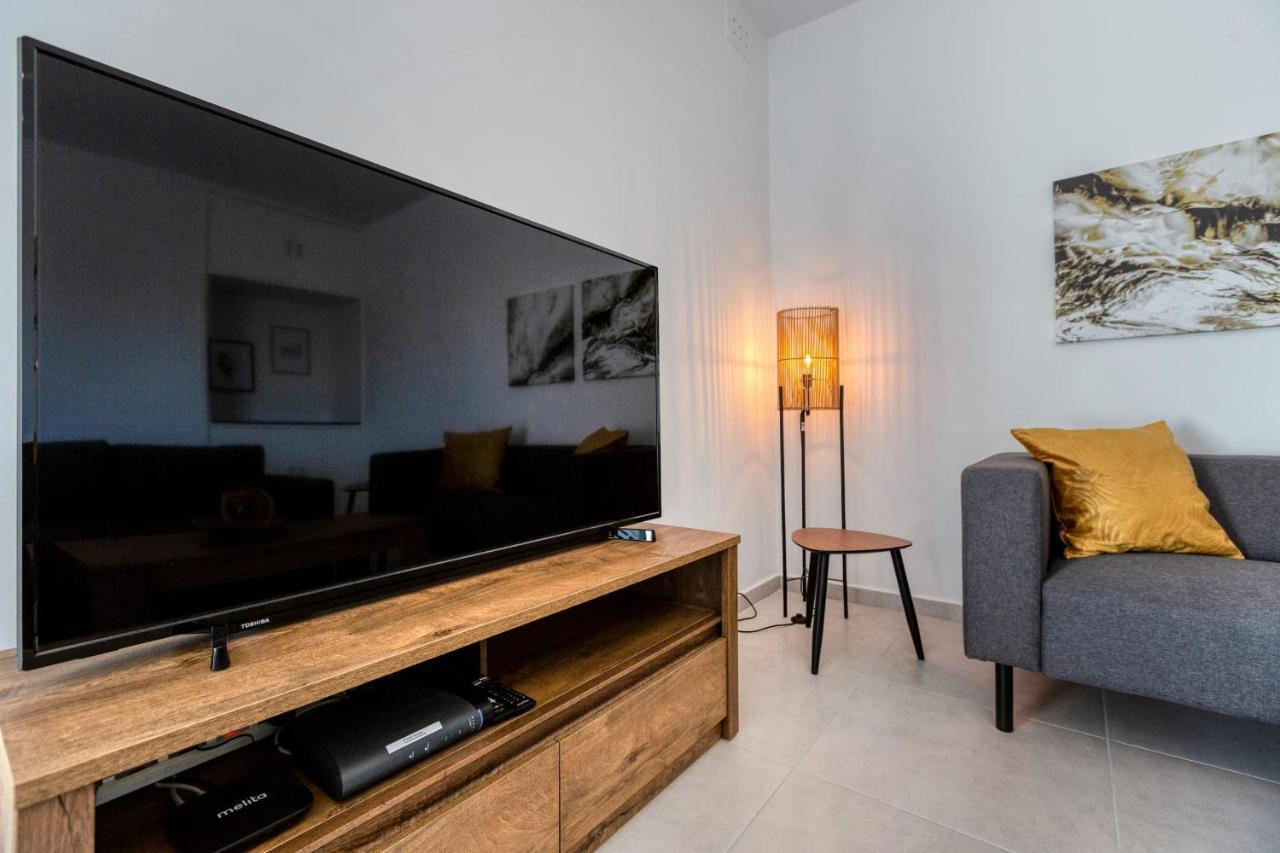 Pool Apartment Is-Swieqi Buitenkant foto